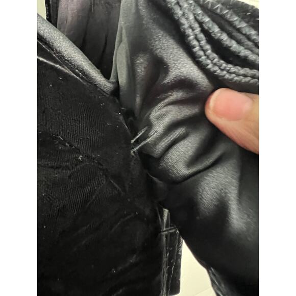 80s L Magnin Black Velvet Long Sleeve Knee Length Evening dress Deep V Flower 8 - Picture 6 of 7